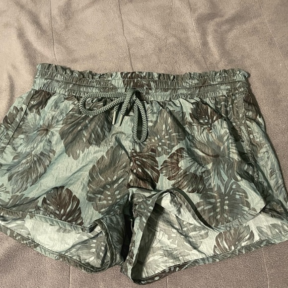 aerie Pants - Aerie tropical shorts